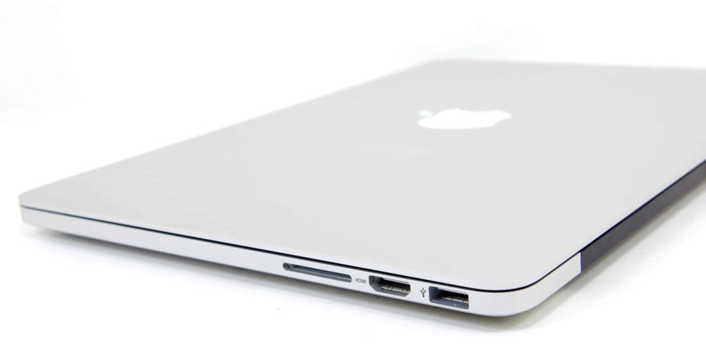 В новые MacBook Pro вернётся слот для скоростных SD-карт