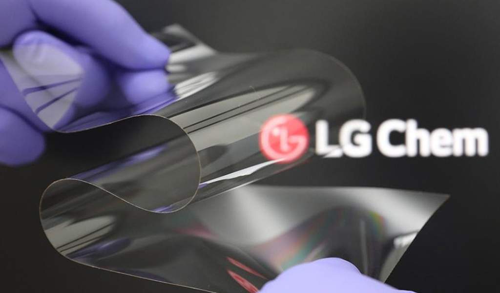 LG создала новый тип материала для гибких дисплеев